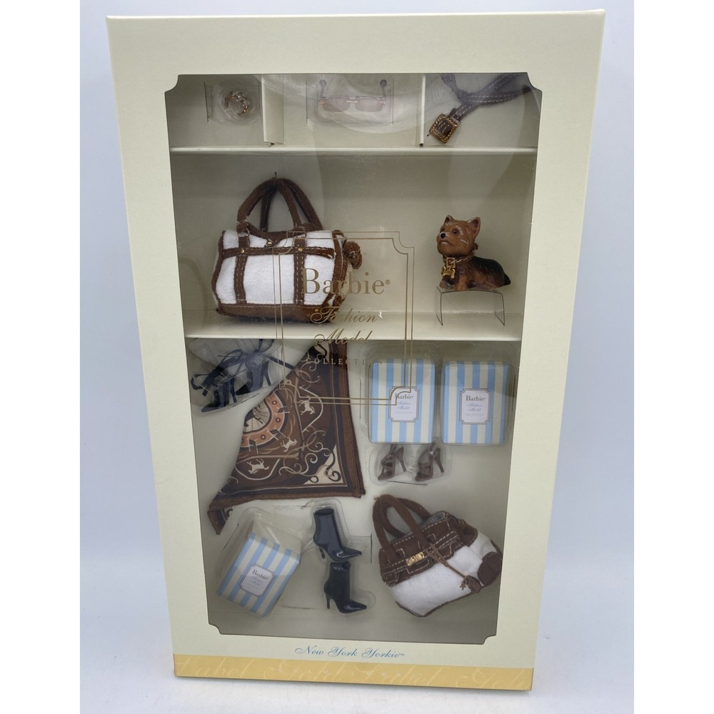 2004 BFMC New York Yorkie Barbie Accessory Pack Gold Label #G8076‎ NRFB